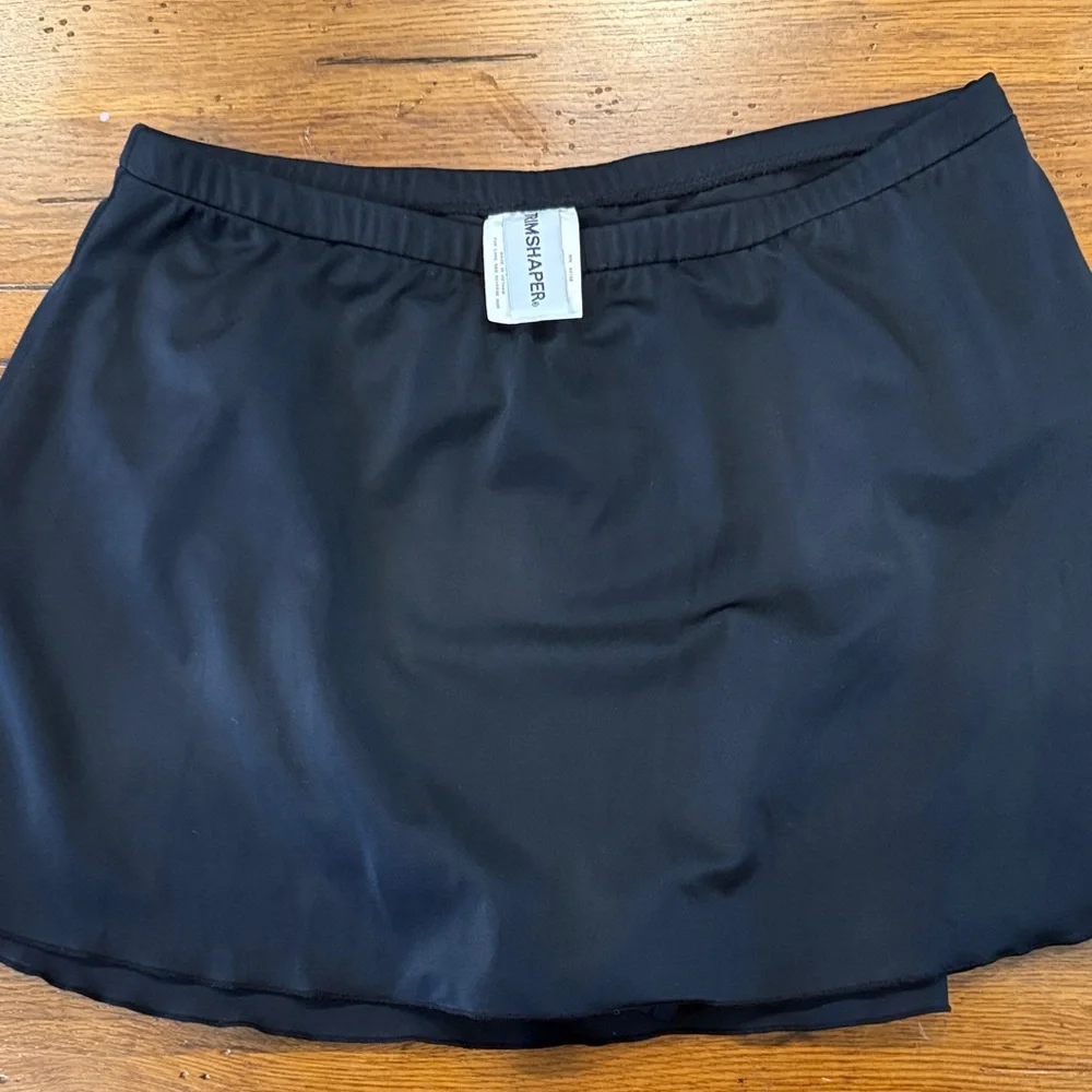👙Chic Black Swim Coverup Skirt - Picture 4 of 4